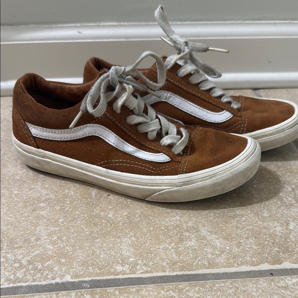 Vans Women's Tan Suede Sneakers